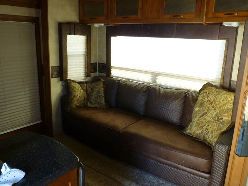 2012 Keystone Raptor